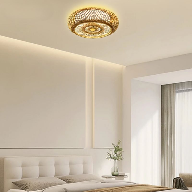 Lampe Design Raffinée En Rotin Sculpté