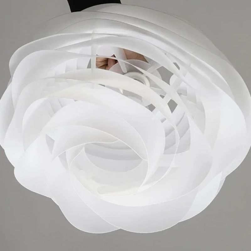 Suspension Couloir Pétales Sculptés