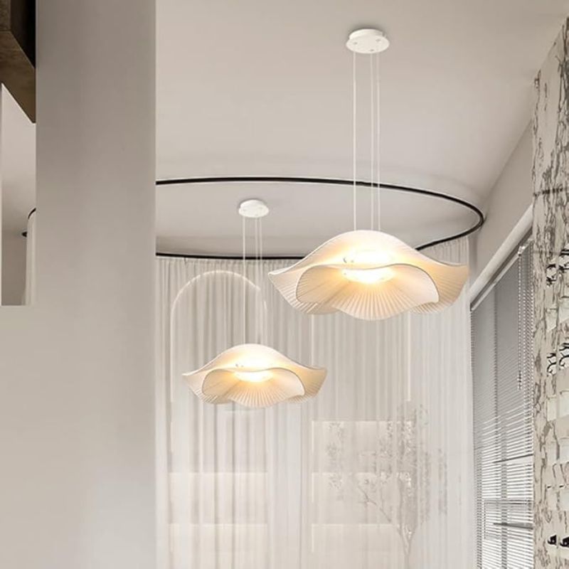 Suspension Minimaliste Élégance Tissu Blanc