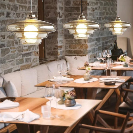 Suspension Minimaliste Fusion Rétro Et Modernité