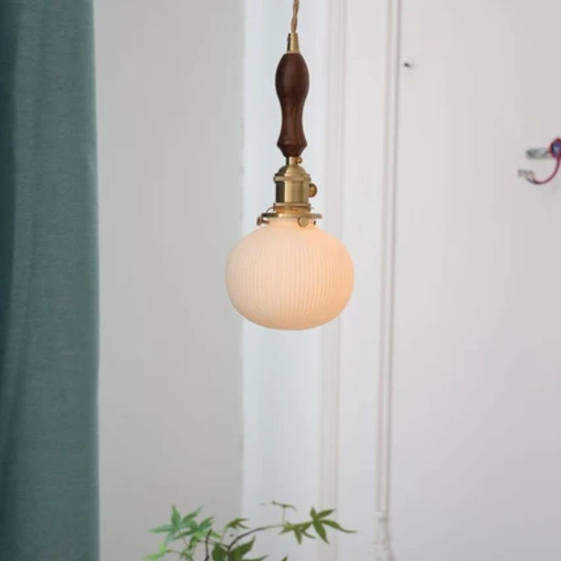 Suspension Japonaise Raffinée Pour Ambiance Zen