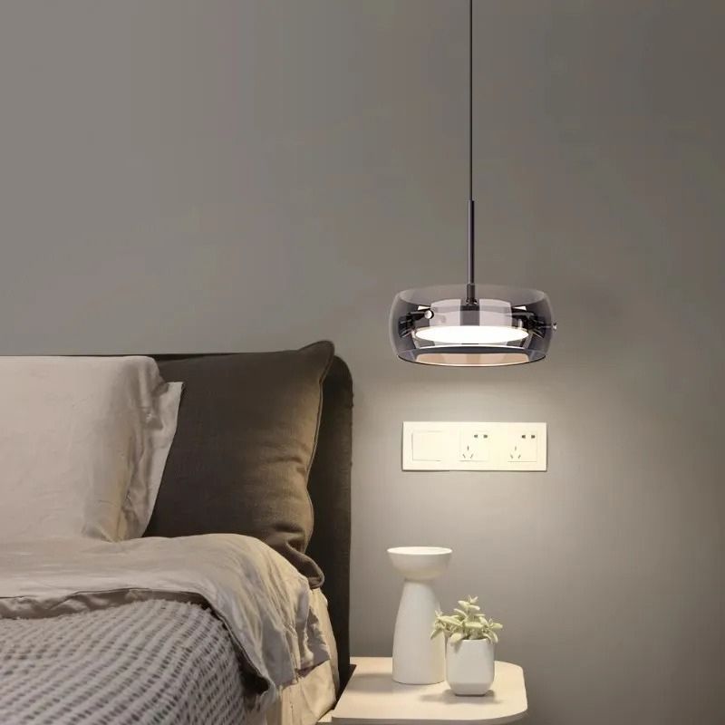 Suspension Design En Verre Fumé Élégant