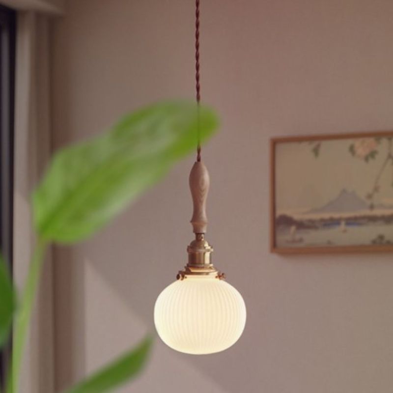 Suspension Japonaise Raffinée Pour Ambiance Zen