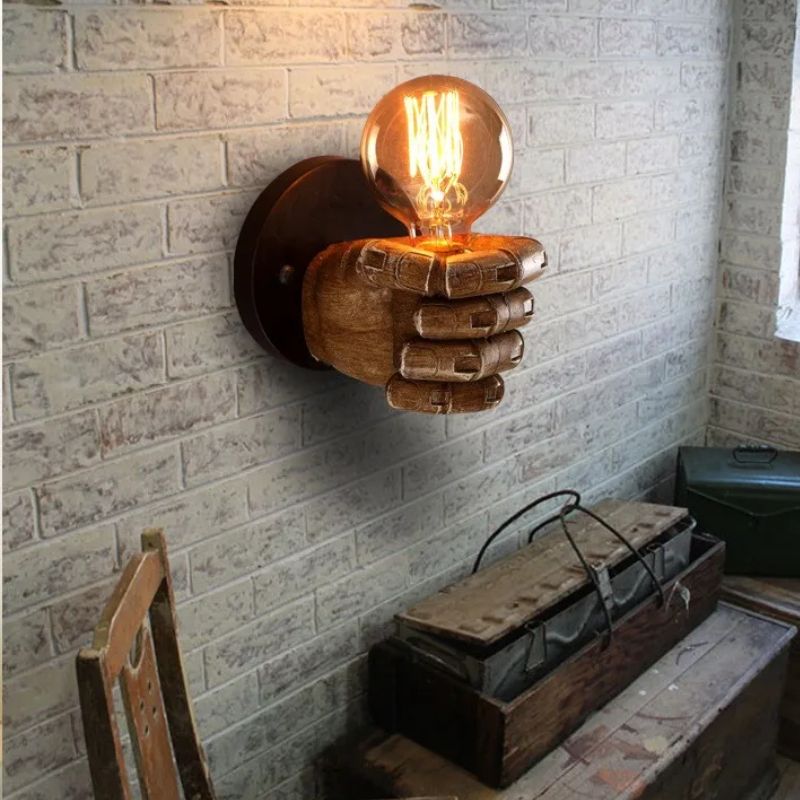 Applique Murale Industrielle Design Poing Sculpté
