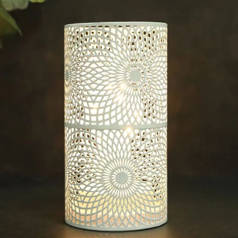 Lampe De Table LED Design Scandinave En Métal Décoré