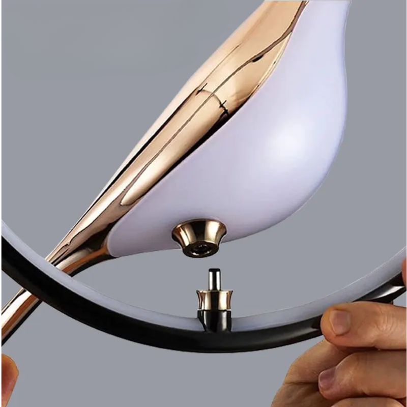 Suspension Chambre Moderne Avec Oiseau