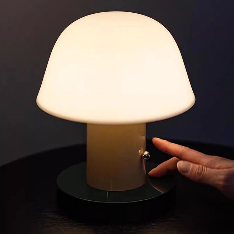 Lampe LED Sans Fil Compacte Et Élégante