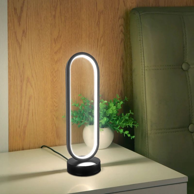 Lampe LED au Style Contemporain Chic