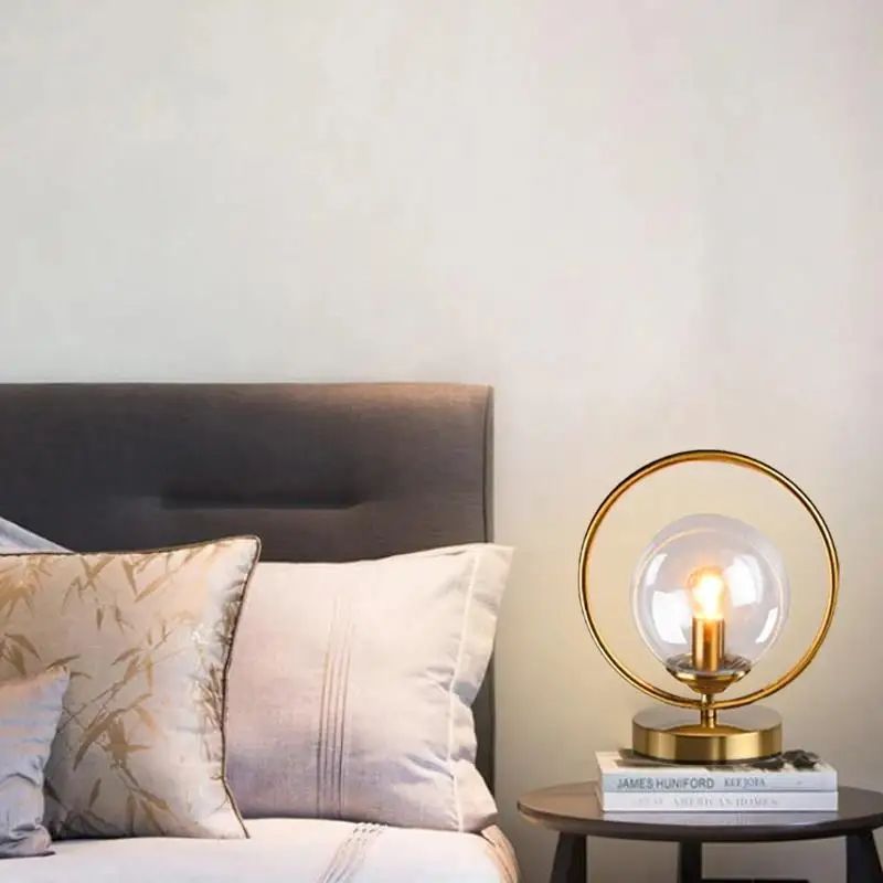 Lampe De Table Sphère En Verre Élégante